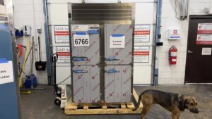 6766 Traulsen RLT232DUT HHS Freezer 7 6766 Traulsen RLT232DUT-HHS Freezer 6766 Traulsen RLT232DUT-HHS Freezer (7)
